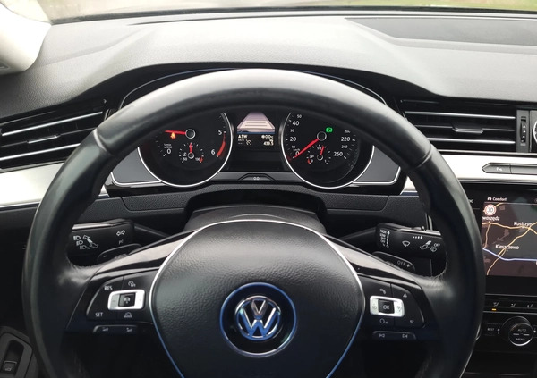Volkswagen Passat cena 78359 przebieg: 253000, rok produkcji 2018 z Nekla małe 631